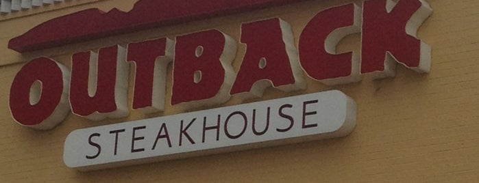 Outback Steakhouse is one of Lugares guardados de Aubrey Ramon.