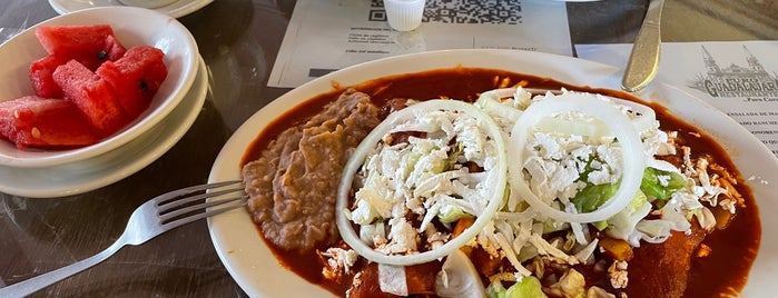 Puro Guadalajara Restaurante is one of Mexicana.