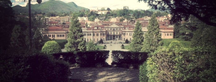 Giardini Estensi is one of Provincia di Varese.