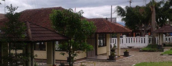 Kantor Kecamatan Ciwidey is one of kabbandung.