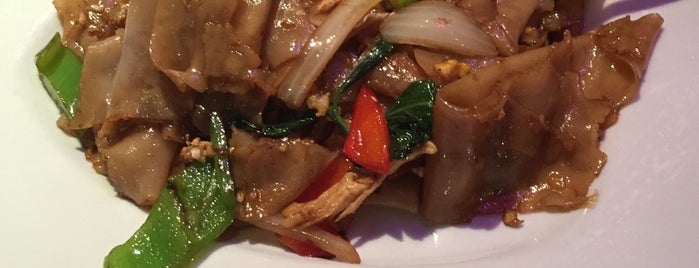 Dang's Thai Kitchen is one of A local’s guide: 48 hours in Lake Oswego, Oregon.