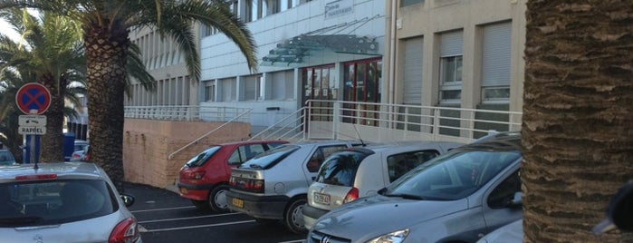 Centre des impôts is one of Favoris dans les PO, France.