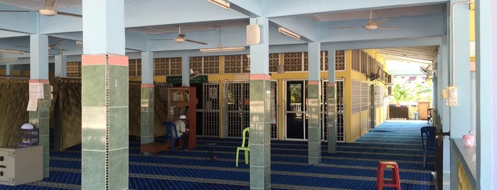 Masjid Muhammadiah is one of Fav mosque.