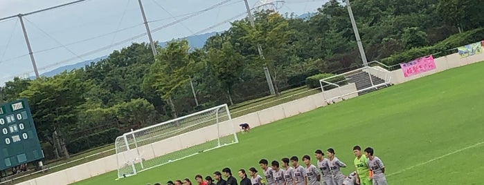 豊田市運動公園球技場 is one of サッカー練習場・競技場（関東以外・有料試合不可能）.