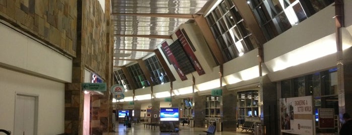 Will Rogers World Airport (OKC) is one of Foursquare City Int'l Airport.