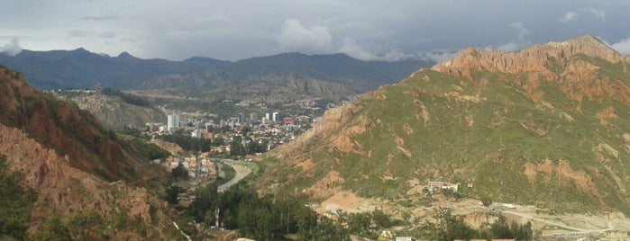 Mirador de Mallasilla is one of La Paz.