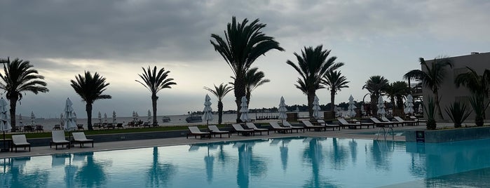 Piscina - DoubleTree Resort by Hilton is one of Peru Tour.