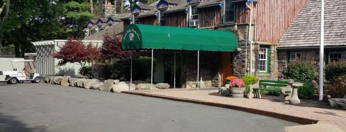 Lords Valley Country Club is one of Charlotte 님이 좋아한 장소.