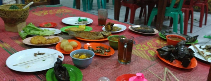 RM Sambel Hejo is one of Must-Visit Food in Serang.