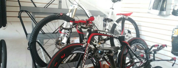Elite Cyclery is one of Ivanさんのお気に入りスポット.
