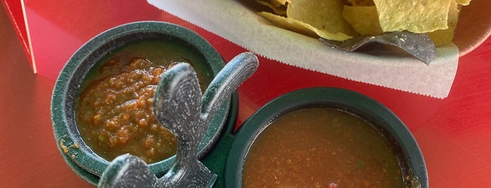 Gazpacho New Mexico Restaurant is one of John 님이 좋아한 장소.