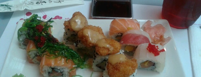 Hanami Sushi is one of TO DO 3. Restaurantes Sushi.