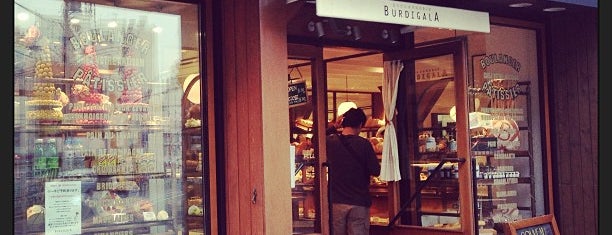 BOULANGERIE BURDIGALA 広尾 is one of My Fav Tokyo Cafe&Restaurants.