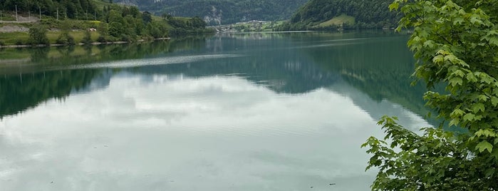 Lungerersee is one of CH.