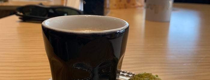 Vero Latte is one of Marcelo 님이 저장한 장소.