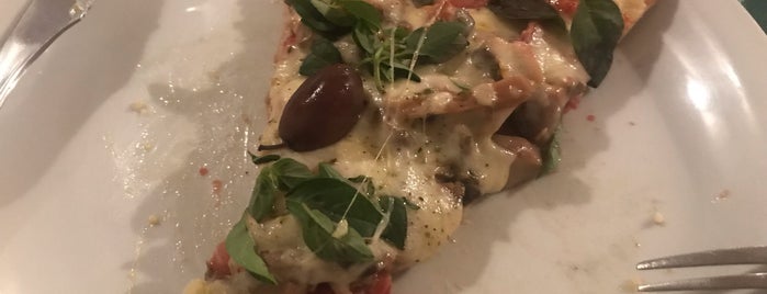 Presto Pizzas is one of Posti che sono piaciuti a Carol.