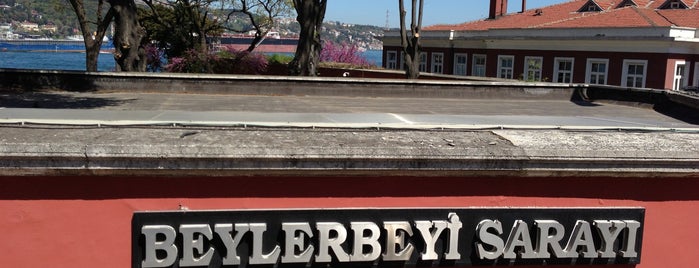 Beylerbeyi Sarayı / Saray Cafe is one of Bosphorus View.