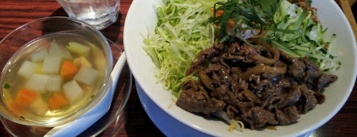 ロータスパレス 赤坂 is one of 食べに行ってみたいところ.