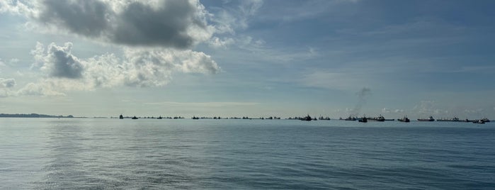 Bedok Jetty is one of Micheenli Guide: Peaceful sanctuaries in Singapore.