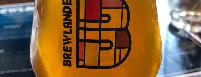 Brewlander Brewery is one of wish bar & cafe @sg.