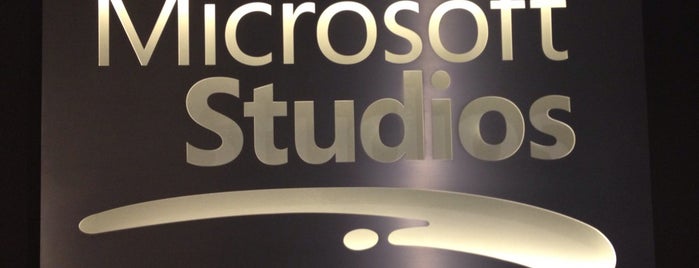 Microsoft Studio C is one of Orte, die Nathan gefallen.