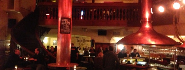 Classic Rock Café is one of Stuggi.