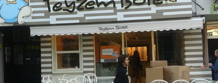 Teyzem Börek is one of Lugares favoritos de Ufuk.
