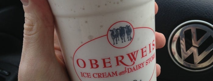 Oberweis Ice Cream & Dairy Store is one of Lieux qui ont plu à Tunisia.