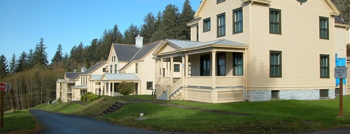 Fort Columbia State Park is one of Washington state parks.