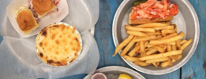 The 15 Best Places For Oysters In Brooklyn