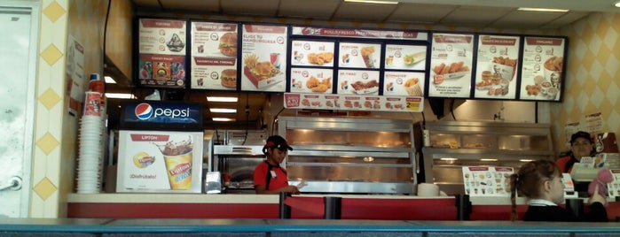 KFC is one of Tempat yang Disukai Juan pablo.