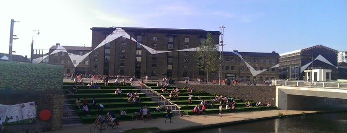 Granary Square is one of L_walk5.