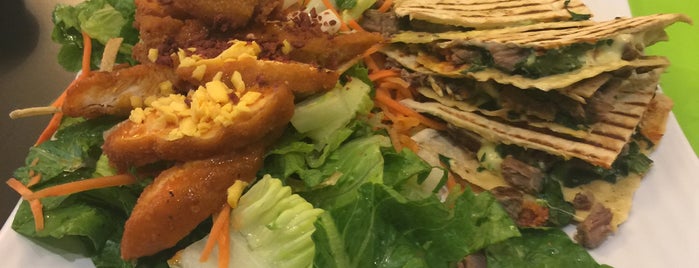 Super Salads is one of Restaurantes cercanos.