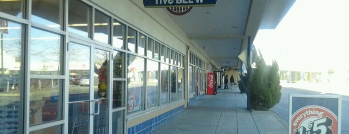 Five Below is one of Joseph : понравившиеся места.