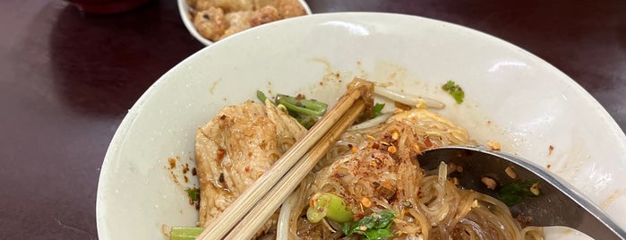 ก๋วยเตี๋ยวเรือควนม้าตั้ง is one of Krabi.