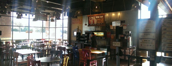Cafe Rio Mexican Grill is one of Tempat yang Disukai Parth.