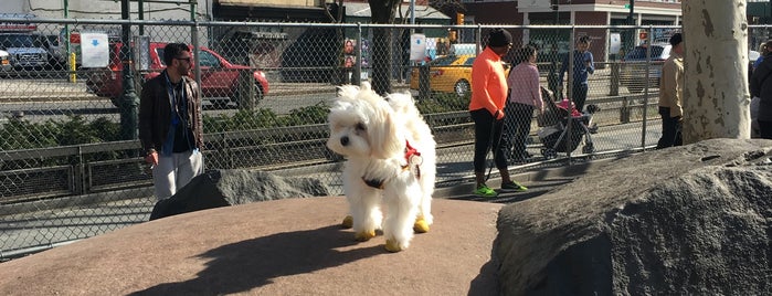 Chelsea Waterside Park Dog Run is one of My Good Dog NYC: NYC Dog Runs.