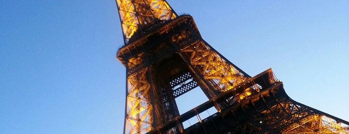 Paris City of LOVE (NO sorry of FOOD)