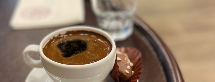 kahve dünyasi is one of Riyadh coffee.