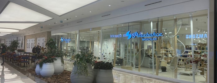 Paşabahçe Mağazaları is one of Locais curtidos por FATOŞ.