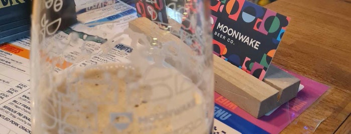 Moonwake Beer Co. is one of Edinburgh.