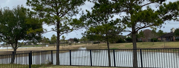 Shadow Creek Ranch - A Meritage Homes Community is one of Pearland what what.