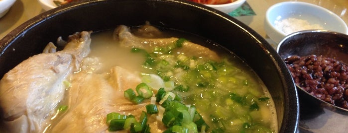 Ssyal Korean Restaurant and Ginseng House is one of Lucyさんの保存済みスポット.