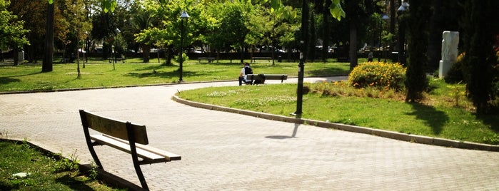 Rizari Park is one of Spiridoulaさんのお気に入りスポット.