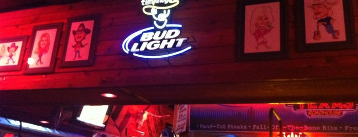 Texas Roadhouse is one of Brittaneyさんのお気に入りスポット.