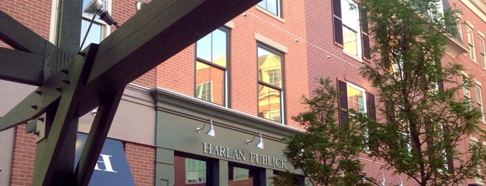 Harlan Publick is one of สถานที่ที่บันทึกไว้ของ Caroline.