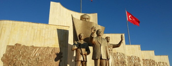 Türklük Anıtı is one of K G 님이 좋아한 장소.