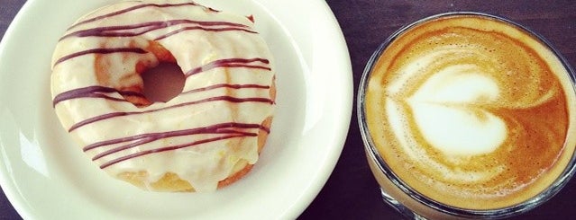 Dynamo Donut & Coffee is one of SF Coffee.