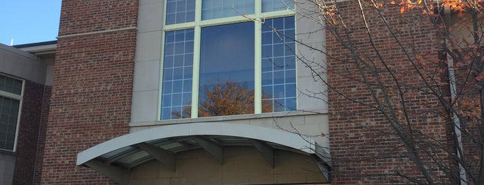 Marianist Hall is one of UD.