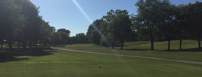 Highland Park Golf Course is one of Sports.